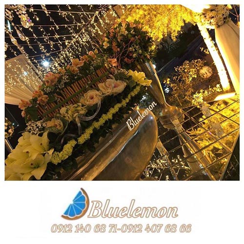  blue lemon wedding ceremony